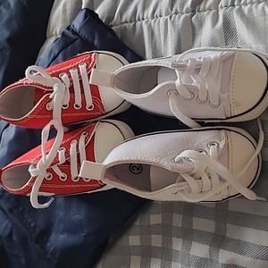 Baby Baby Size 2 crib shoes